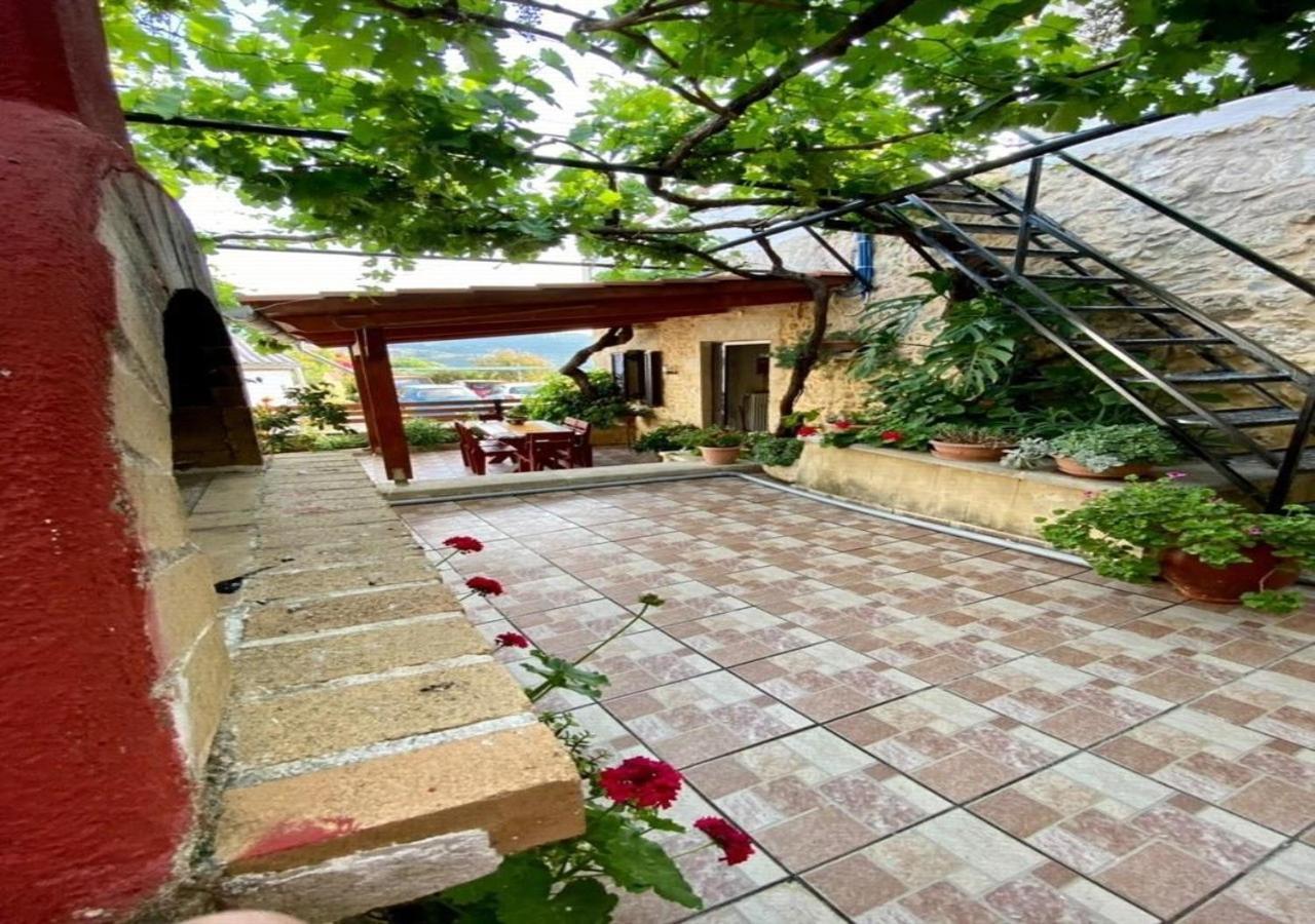 Nikos Traditional House Malathiros Exterior photo
